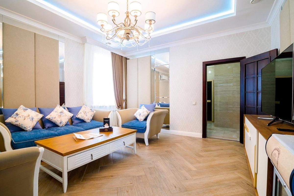 Vintage Boutique Hotel アスターナ エクステリア 写真